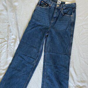 BDG Puddle Jeans Size 28